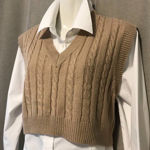 Shein Shorty Vest - Size Small to Medium - Picture 3 of 8